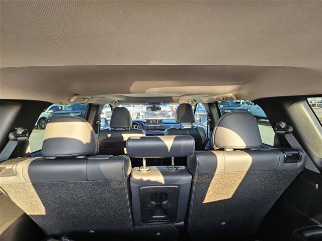 Used 2023 Mitsubishi Outlander SEL FWD image 11