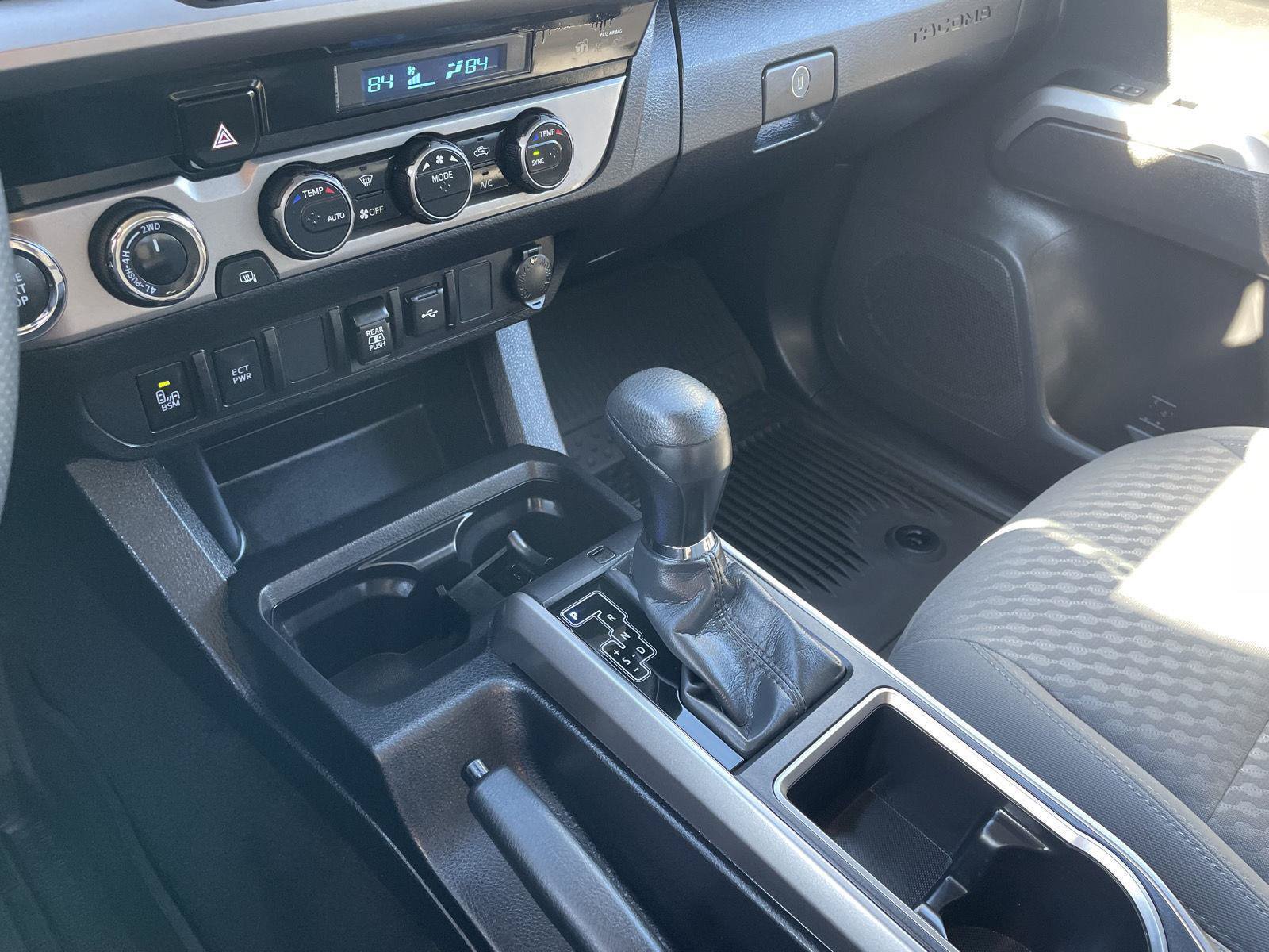 Used 2023 Toyota Tacoma SR5 w/ Technology Package AWD/4WD image 28