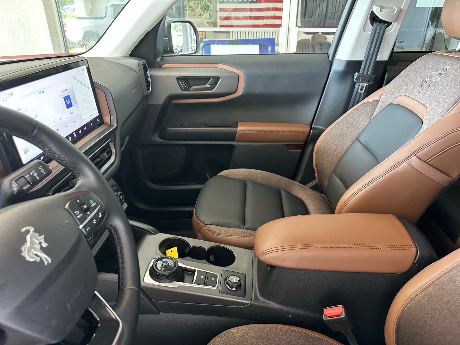 Certified 2025 Ford Bronco Sport Outer Banks w/ Outer Banks Tech Package+ AWD/4WD image 21