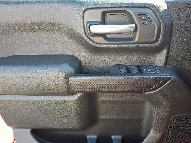 Used 2021 Chevrolet Silverado 1500 Custom image 12