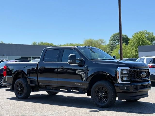 Certified 2025 Ford F350 XLT w/ Black Appearance Package AWD/4WD image 41