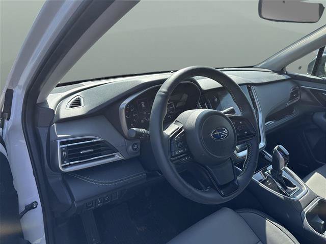 Used 2025 Subaru Outback Onyx Edition AWD/4WD image 18