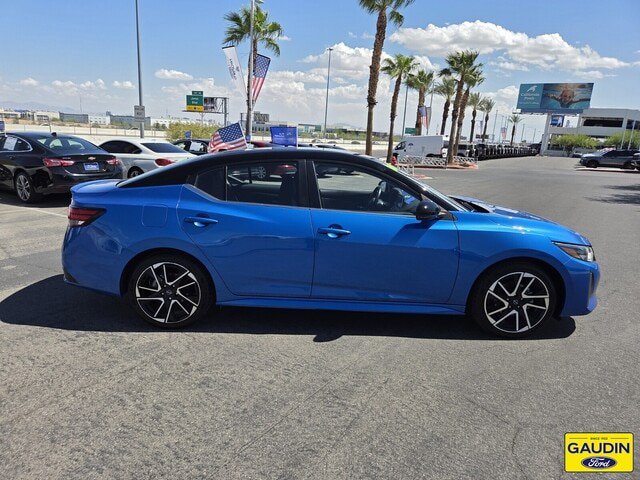 Used 2025 Nissan Sentra SR FWD image 8