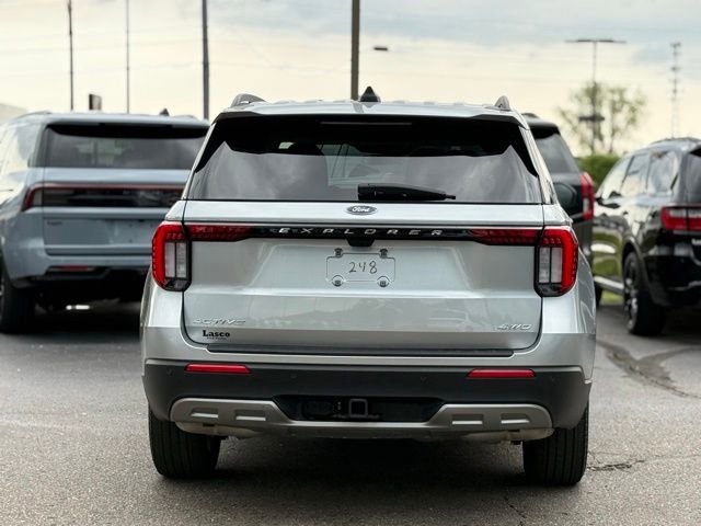 Certified 2025 Ford Explorer Active w/ Active Comfort Package AWD/4WD image 44