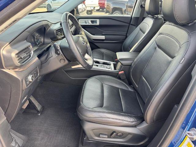 Certified 2022 Ford Explorer Limited w/ Hybrid Equipment Group 310A AWD/4WD image 9