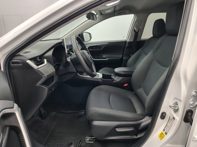 Used 2024 Toyota RAV4 LE AWD/4WD image 20