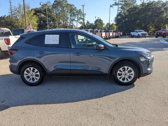 Certified 2025 Ford Escape Active AWD/4WD image 3