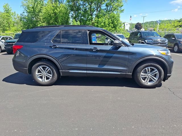 Certified 2022 Ford Explorer XLT w/ Equipment Group 202A AWD/4WD image 14
