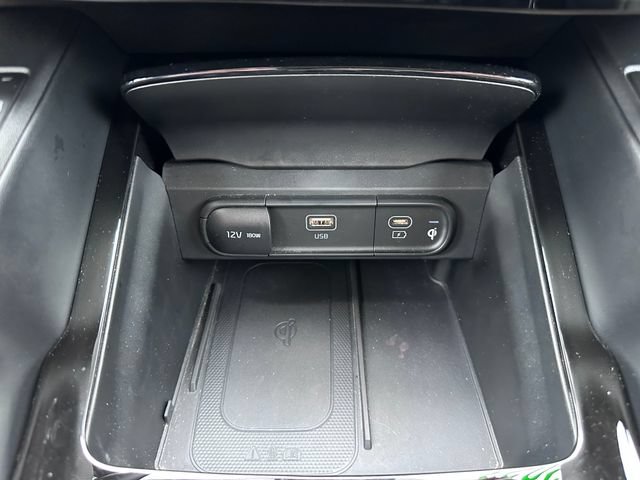 Used 2023 Kia Telluride S FWD image 16