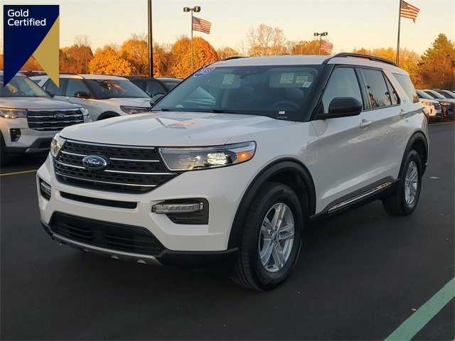 Certified 2023 Ford Explorer XLT w/ Equipment Group 202A image 1