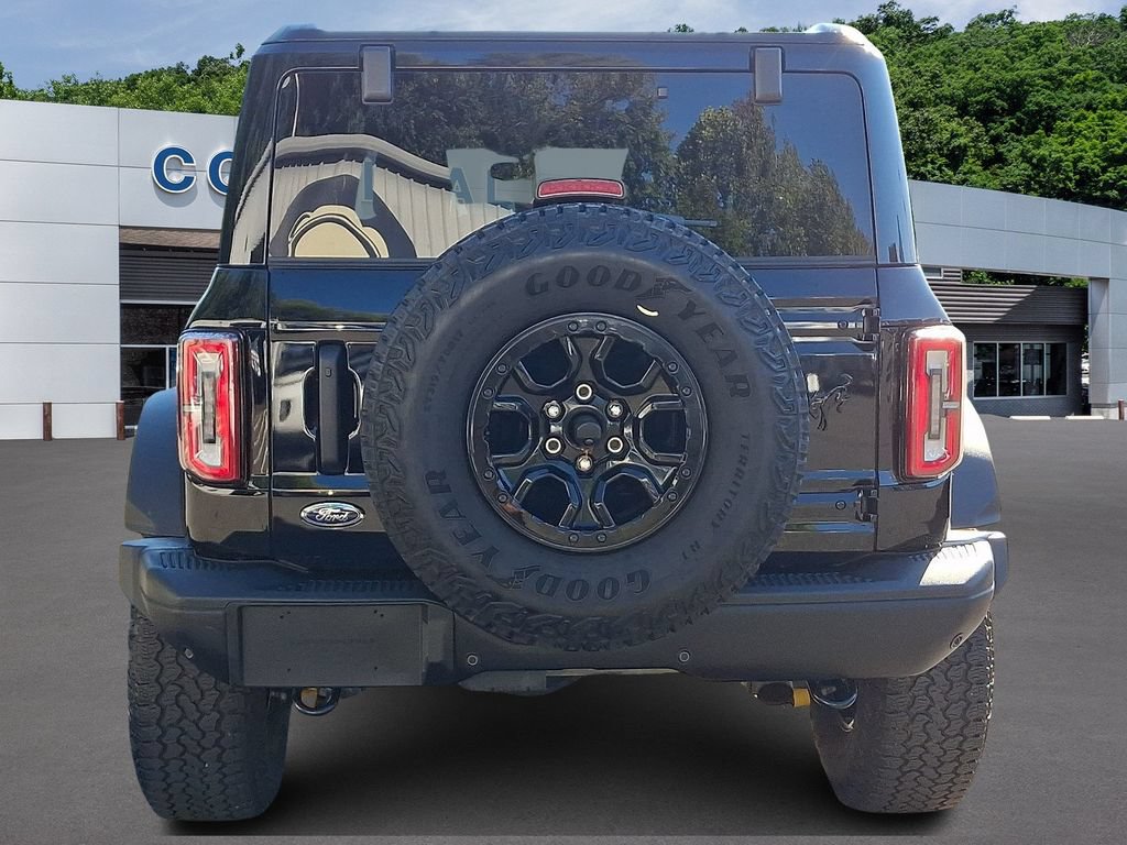 Certified 2025 Ford Bronco Badlands AWD/4WD image 5