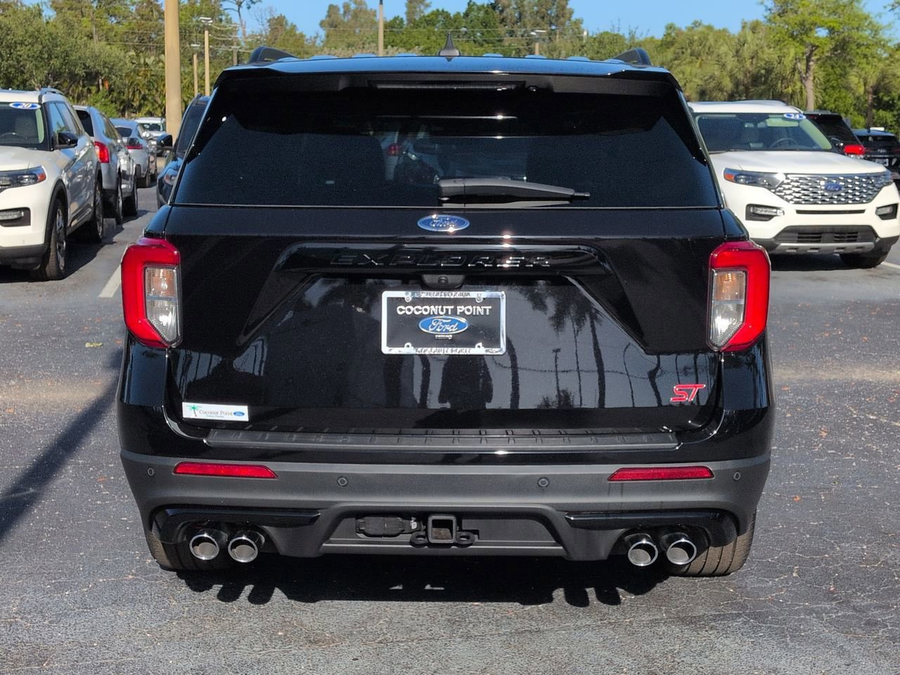 Certified 2023 Ford Explorer ST w/ Equipment Group 401A AWD/4WD image 4