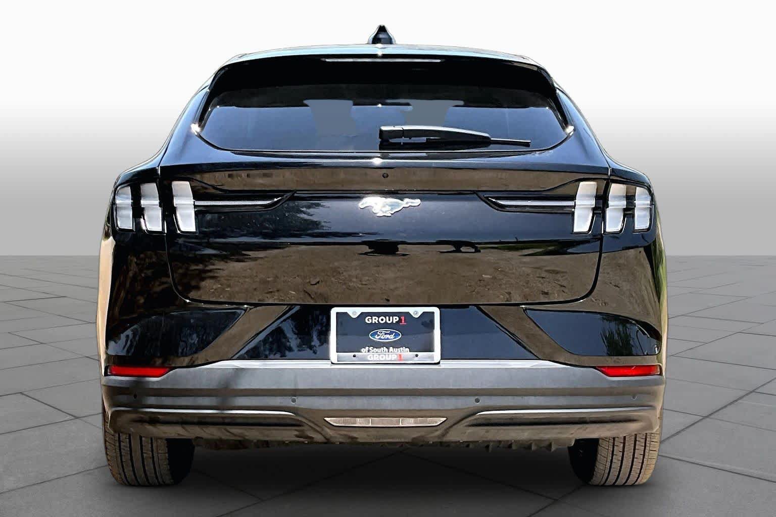 Certified 2025 Ford Mustang Mach-E Premium RWD image 4