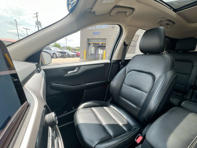 Certified 2020 Ford Escape SE Sport AWD/4WD image 22