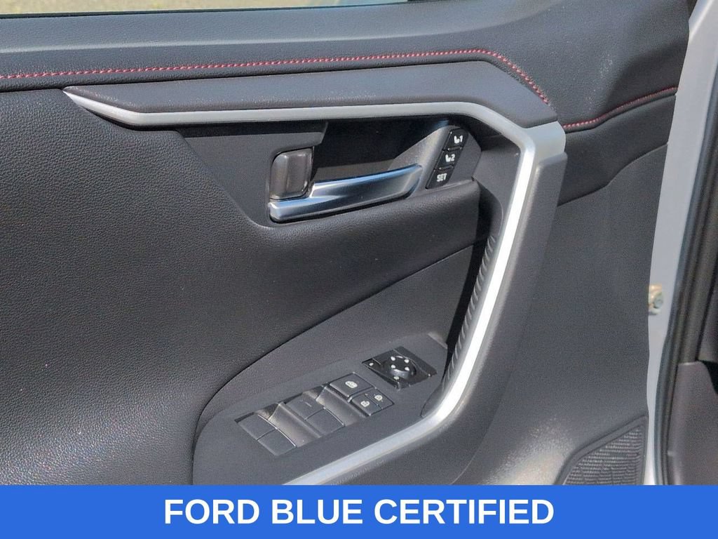 Used 2021 Toyota RAV4 XSE w/ Premium Package AWD/4WD image 10