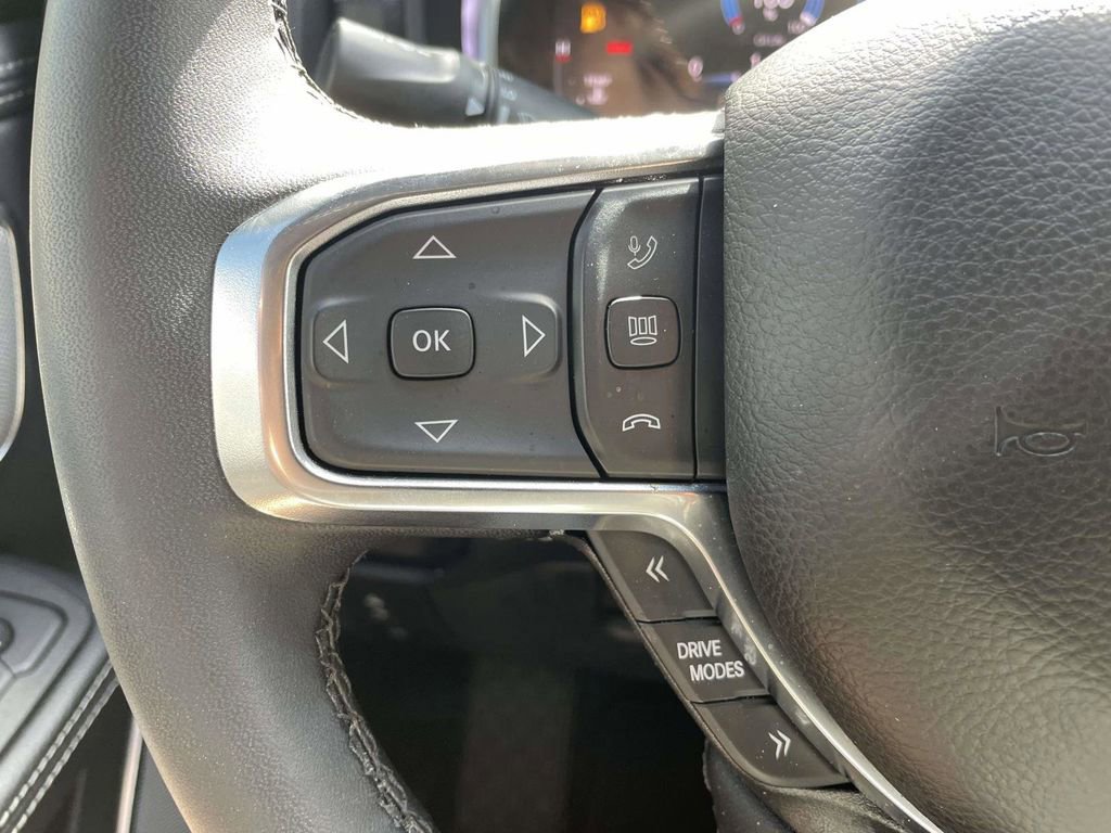 Used 2025 RAM 1500 Laramie w/ Night Edition image 27
