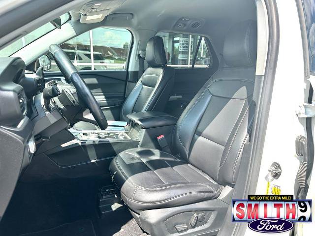 Certified 2020 Ford Explorer XLT w/ Equipment Group 202A AWD/4WD image 17