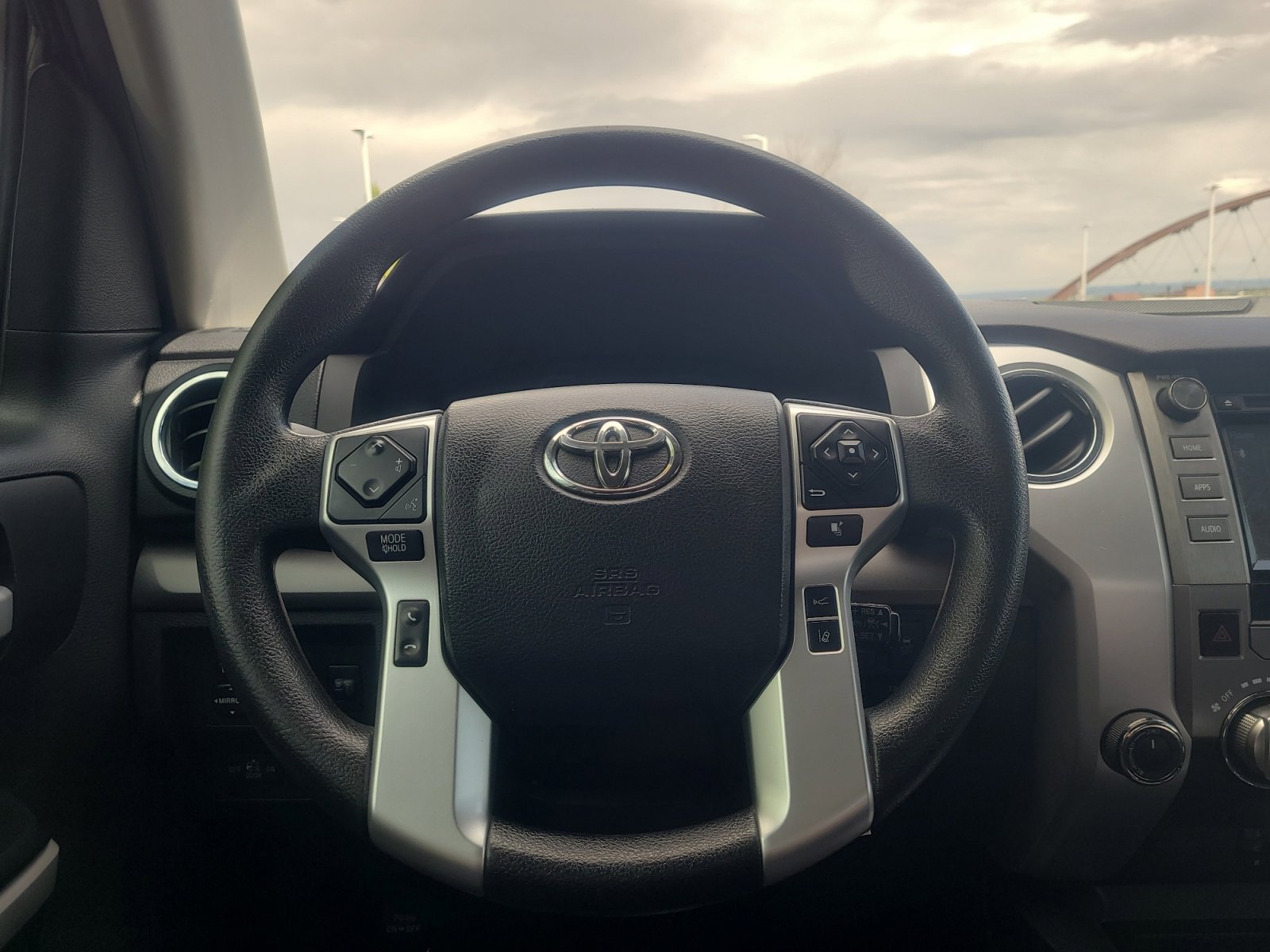 Used 2018 Toyota Tundra SR5 AWD/4WD image 9