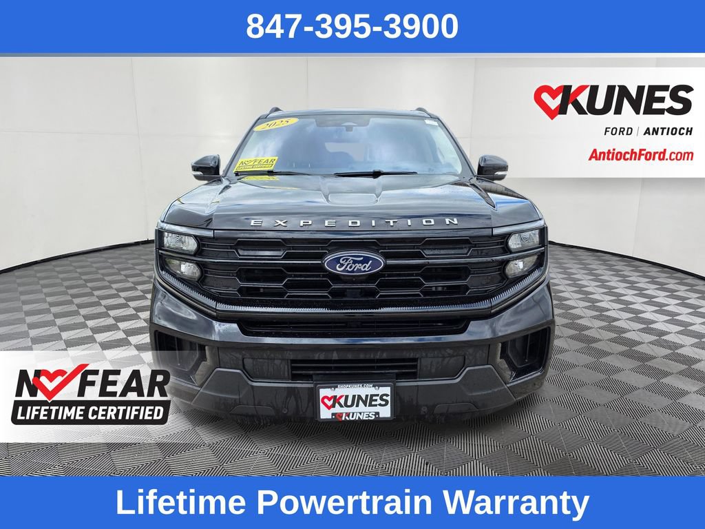 Certified 2025 Ford Expedition Active AWD/4WD image 2