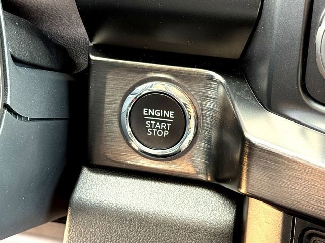 Certified 2023 Ford F250 Lariat w/ Lariat Ultimate Package image 17