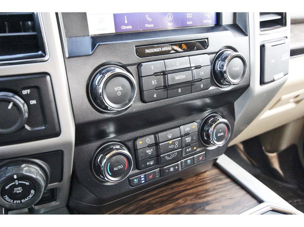 Certified 2020 Ford F150 Lariat RWD image 25