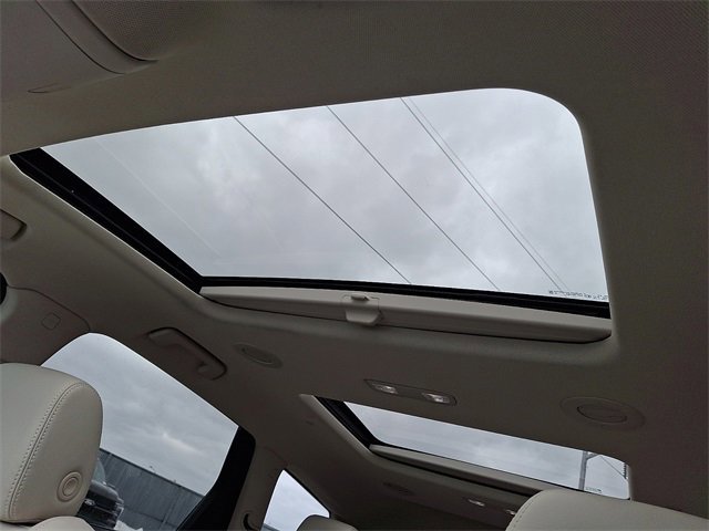 Used 2022 Buick Enclave Essence w/ Experience Buick Package image 15