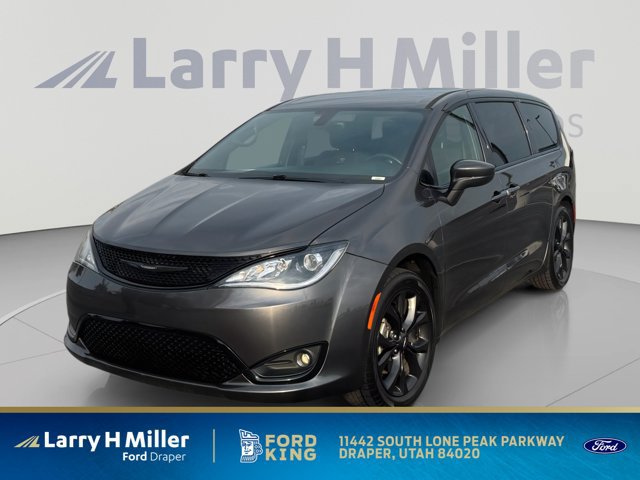 Used 2019 Chrysler Pacifica Touring Plus w/ S Appearance Package