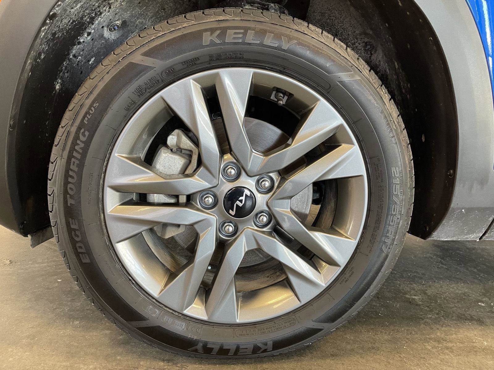 Used 2023 Kia Seltos LX image 10