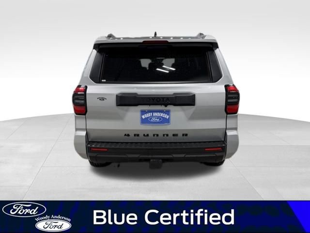 Used 2025 Toyota 4Runner SR5 image 6