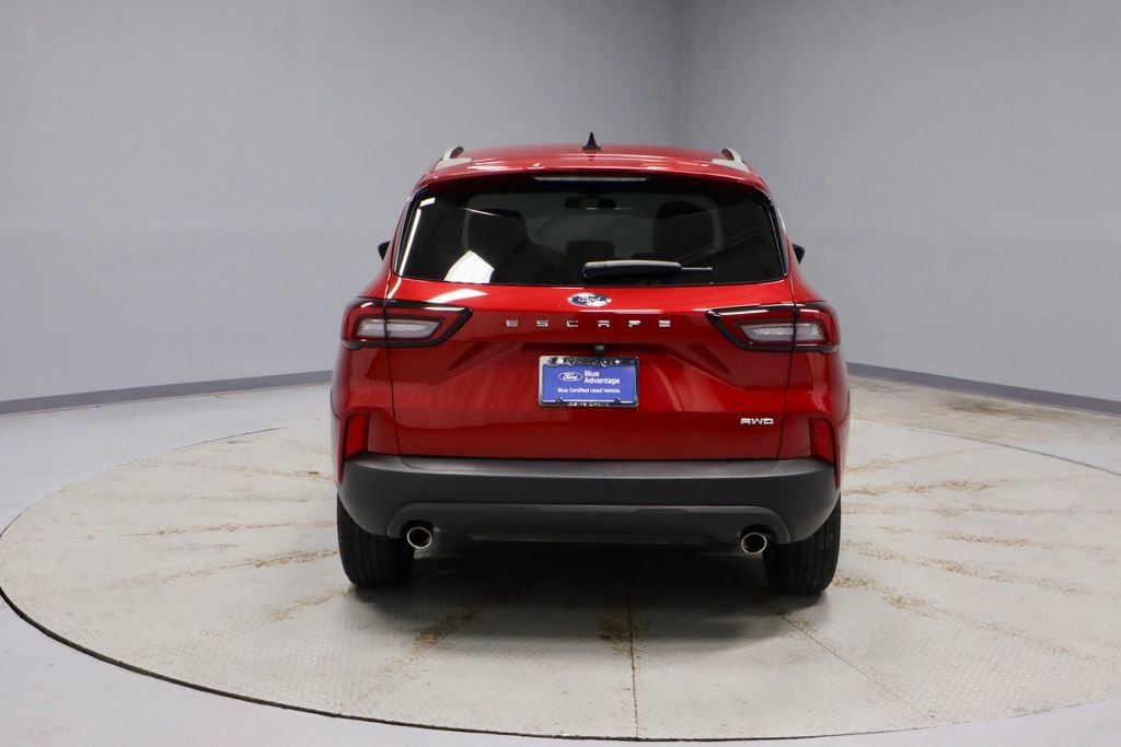 Certified 2025 Ford Escape ST-Line AWD/4WD image 9