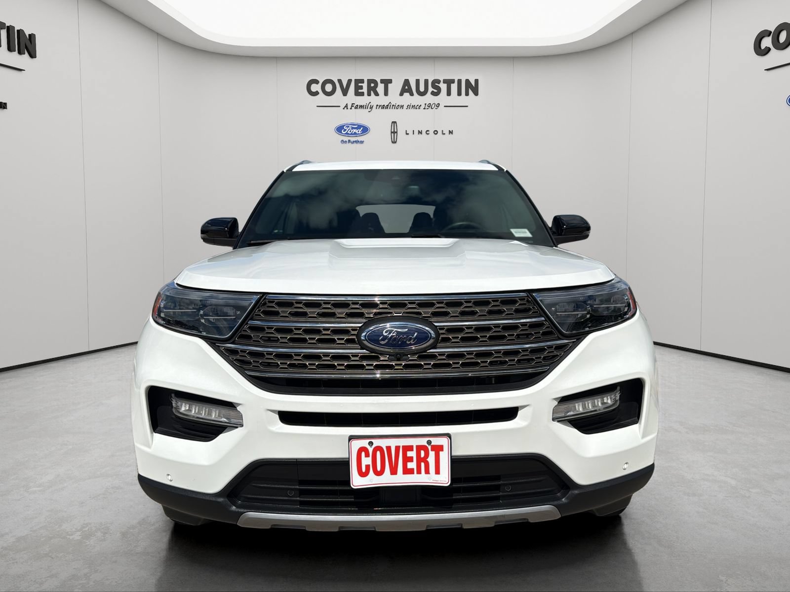 Certified 2021 Ford Explorer King Ranch w/ Premium Technology Package RWD image 8
