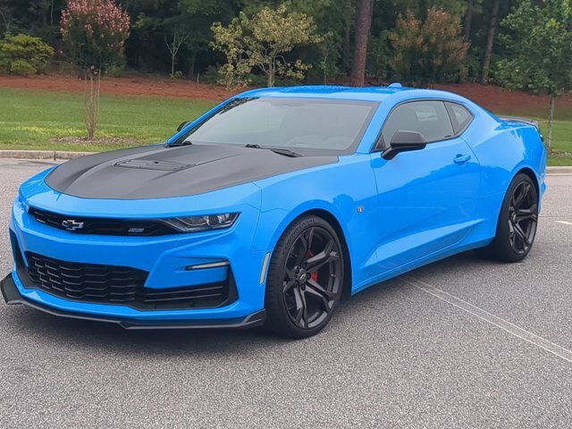 Used 2022 Chevrolet Camaro SS RWD image 8