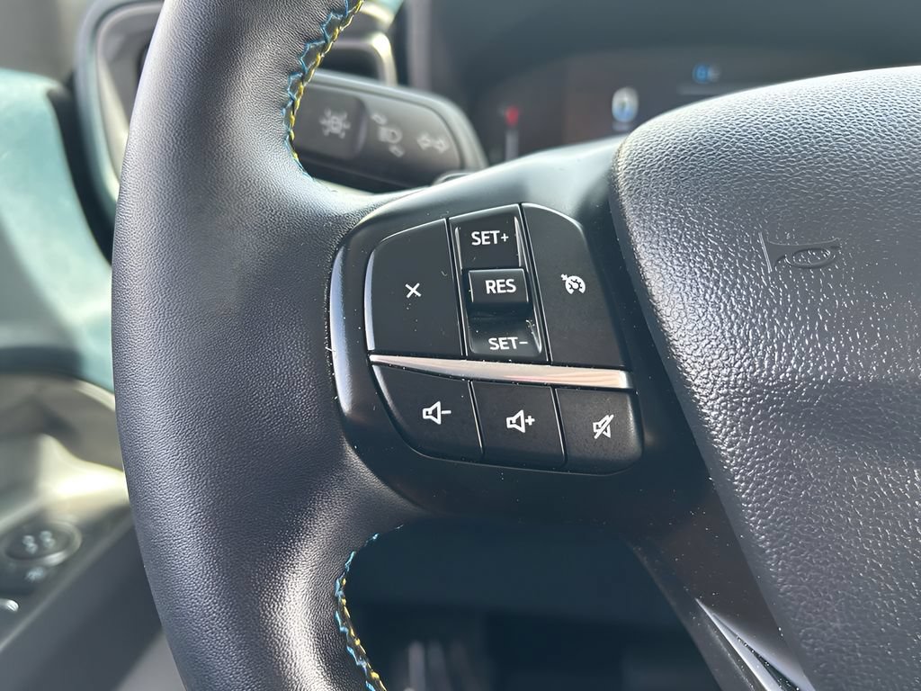 Certified 2025 Ford Maverick Lobo AWD/4WD image 18