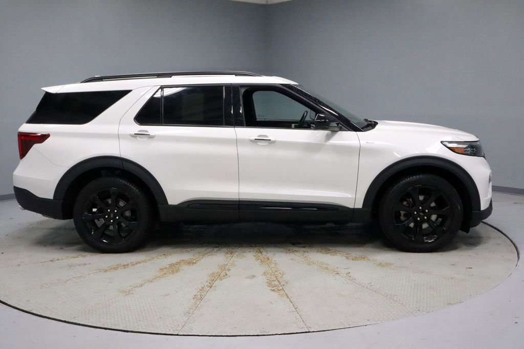 Certified 2023 Ford Explorer ST-Line w/ Class IV Trailer Tow Package AWD/4WD image 6