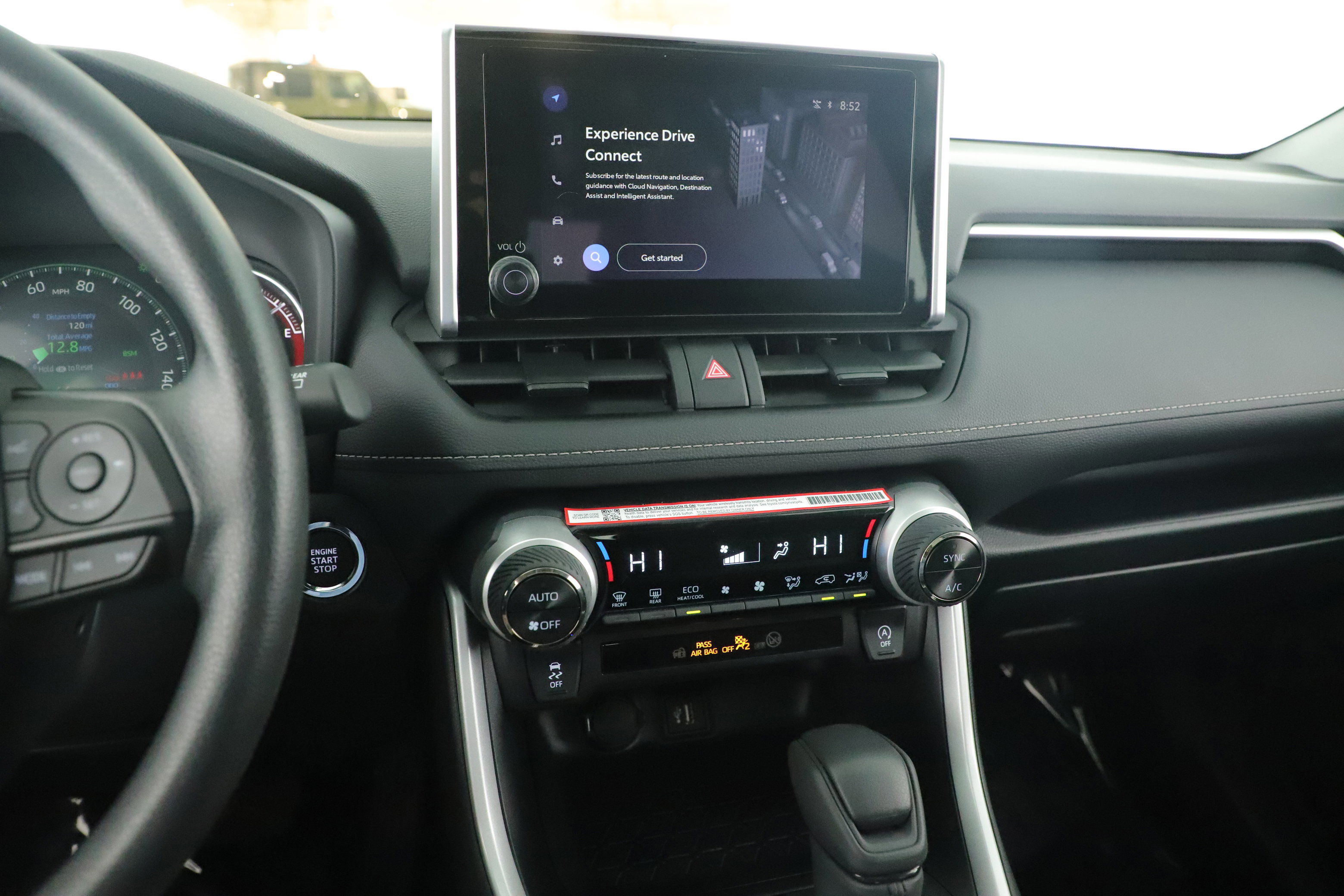 Used 2025 Toyota RAV4 XLE image 19