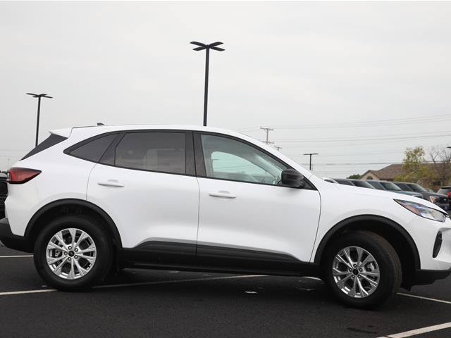 Certified 2025 Ford Escape Active w/ Tech Pack #1 AWD/4WD image 6