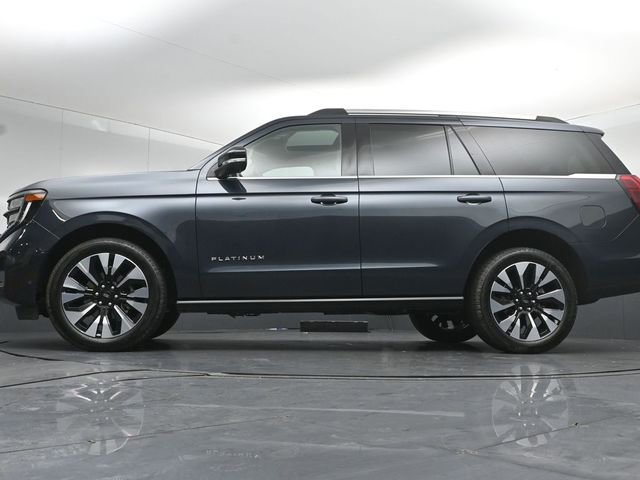 Certified 2025 Ford Expedition Platinum w/ Driver's Package AWD/4WD image 38