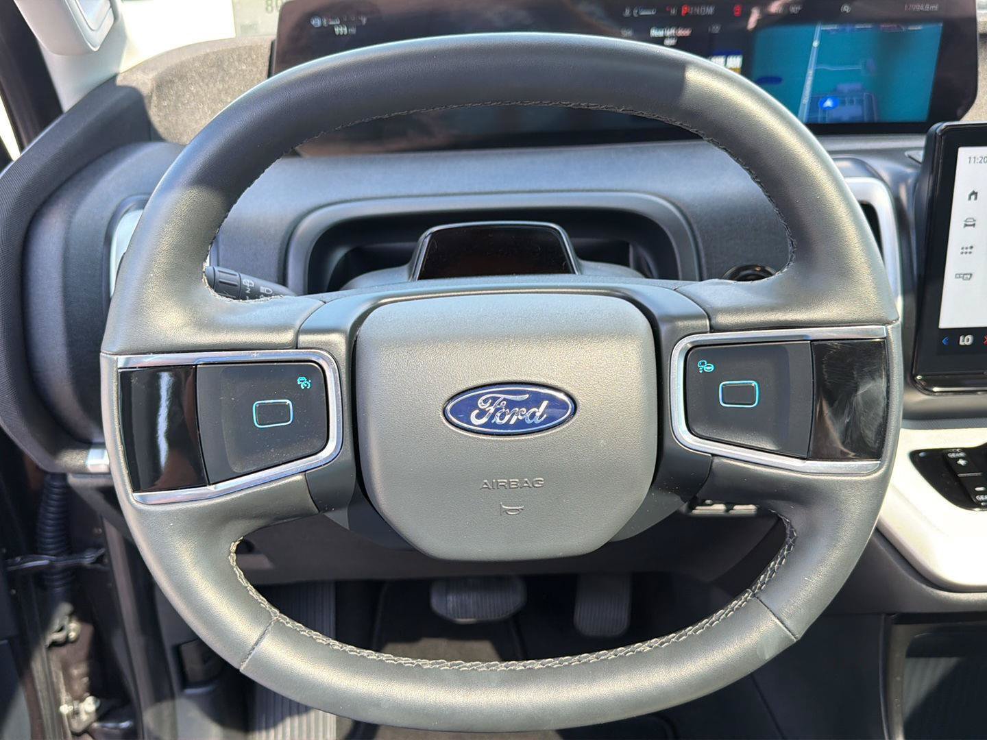 Certified 2025 Ford Expedition Active AWD/4WD image 21