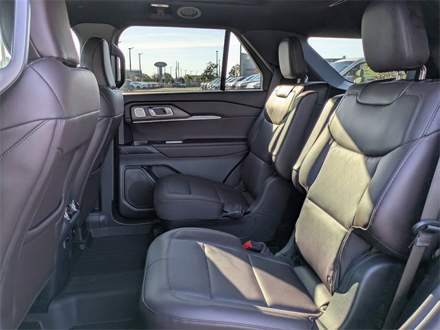Certified 2026 Ford Explorer Platinum image 14
