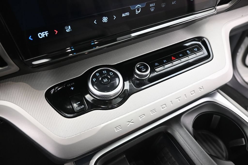 Certified 2025 Ford Expedition Max Active RWD image 17