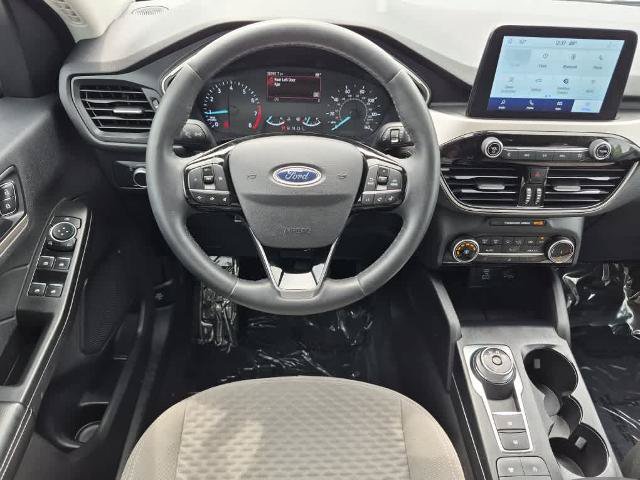 Certified 2022 Ford Escape SE w/ Cold Weather Package FWD image 8