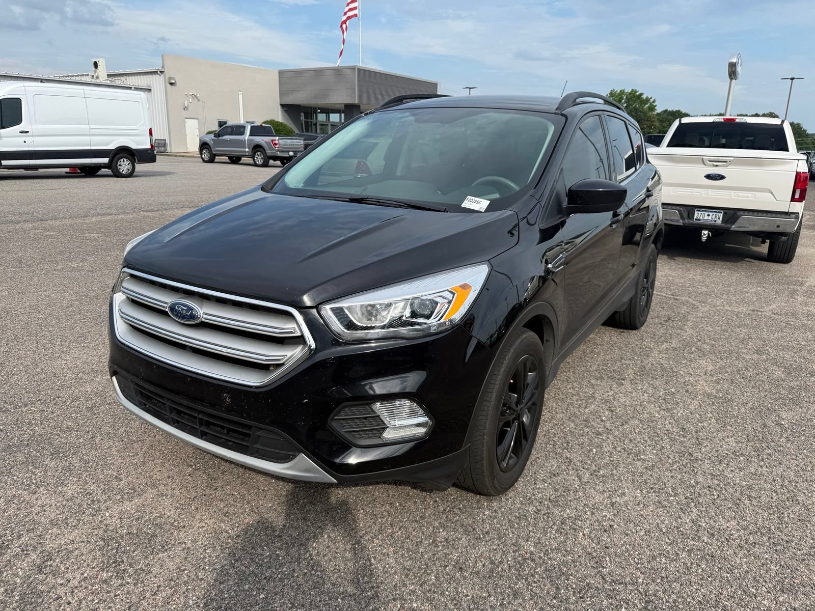 Certified 2019 Ford Escape SEL FWD image 3