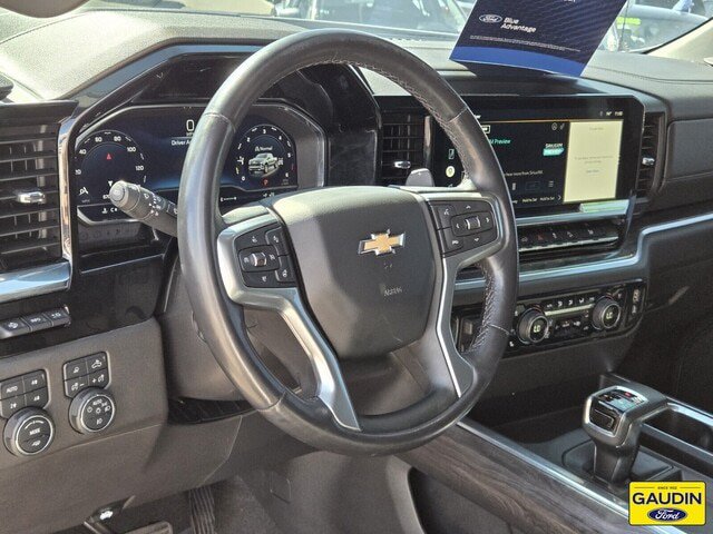 Used 2022 Chevrolet Silverado 1500 LTZ w/ Technology Package AWD/4WD image 19