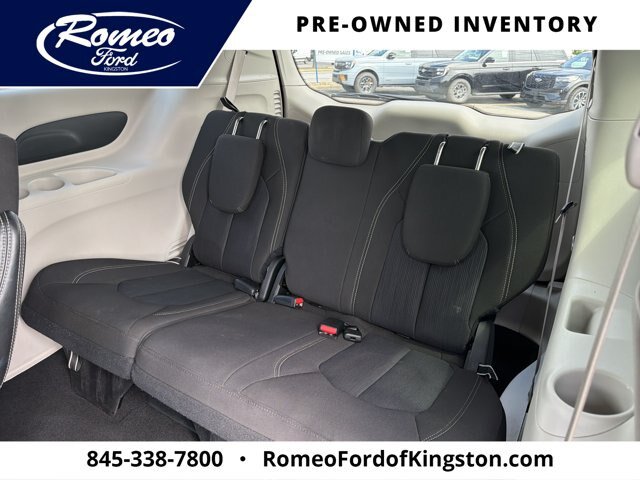 Used 2023 Chrysler Voyager LX FWD image 28