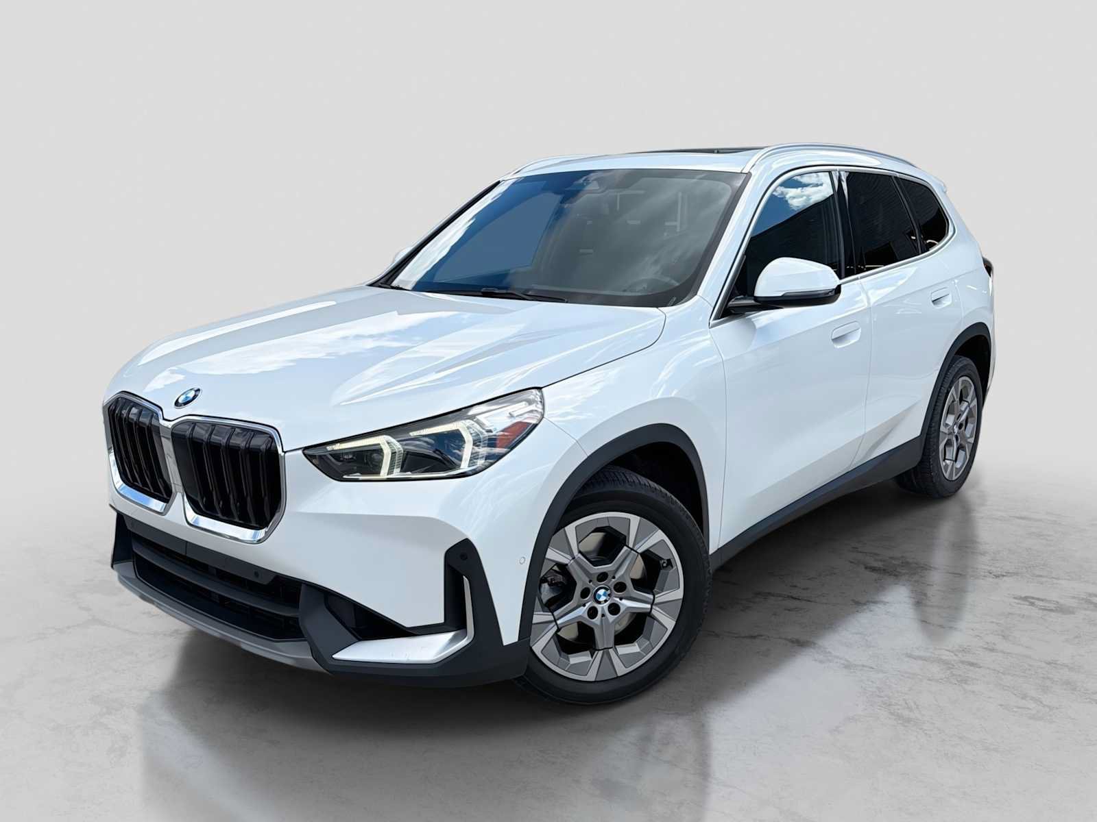 Used 2023 BMW X1 xDrive28i w/ Convenience Package AWD/4WD image 1