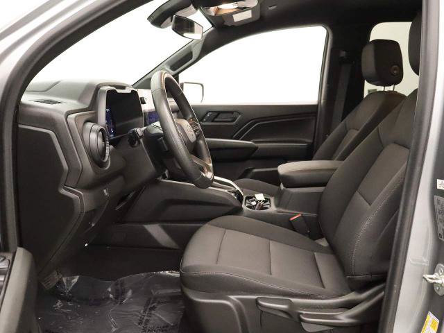 Used 2025 Chevrolet Colorado Trail Boss w/ LPO, Hood Decal Package AWD/4WD image 40