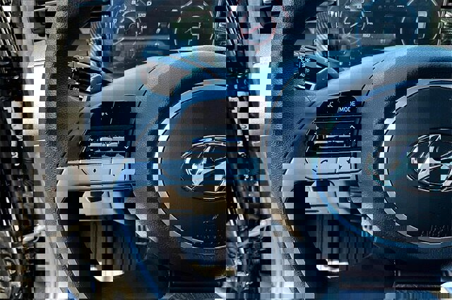 Used 2024 Hyundai Santa Cruz Night image 19