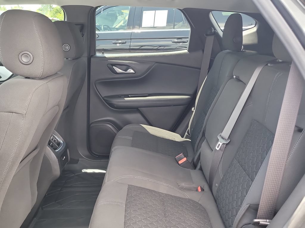 Used 2019 Chevrolet Blazer LT w/ LPO, Floor Liner Package FWD image 11