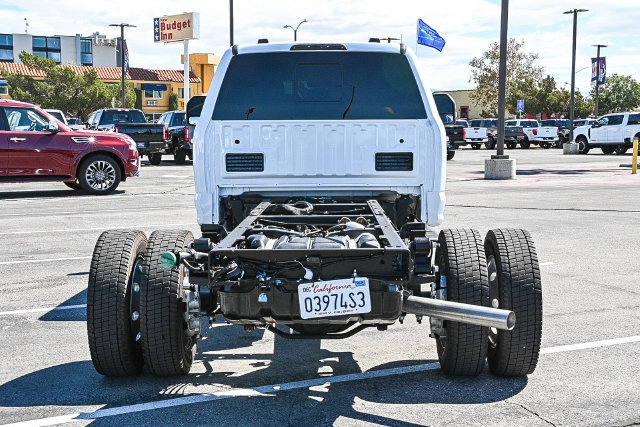 Certified 2022 Ford F550 4x4 Crew Cab Super Duty image 6