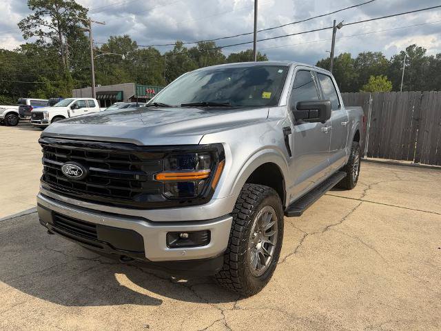 Certified 2025 Ford F150 XLT w/ Equipment Group 302A MID AWD/4WD image 25